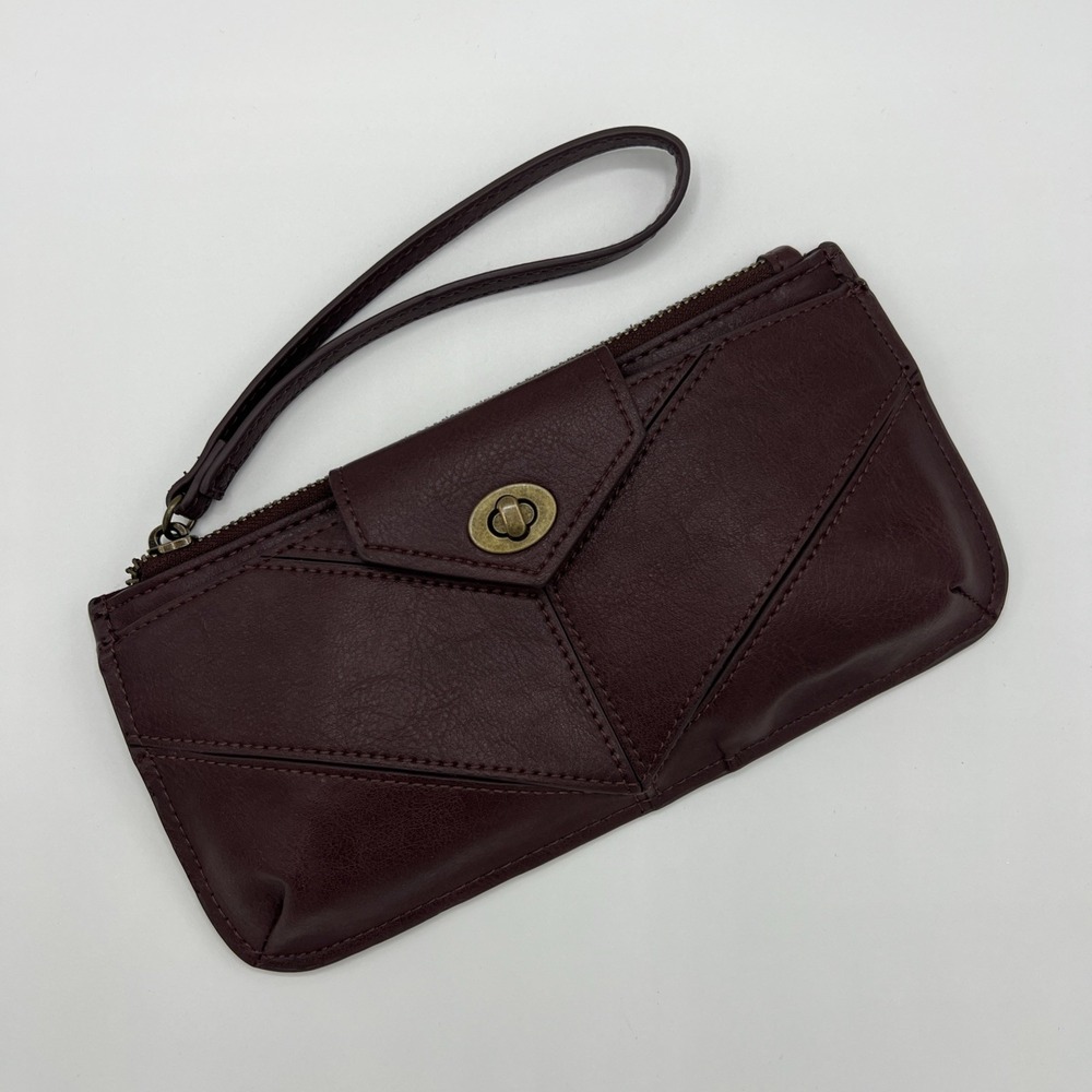 Maurices Burgundy‎ Chevron Turn Lock Wristlet Wine